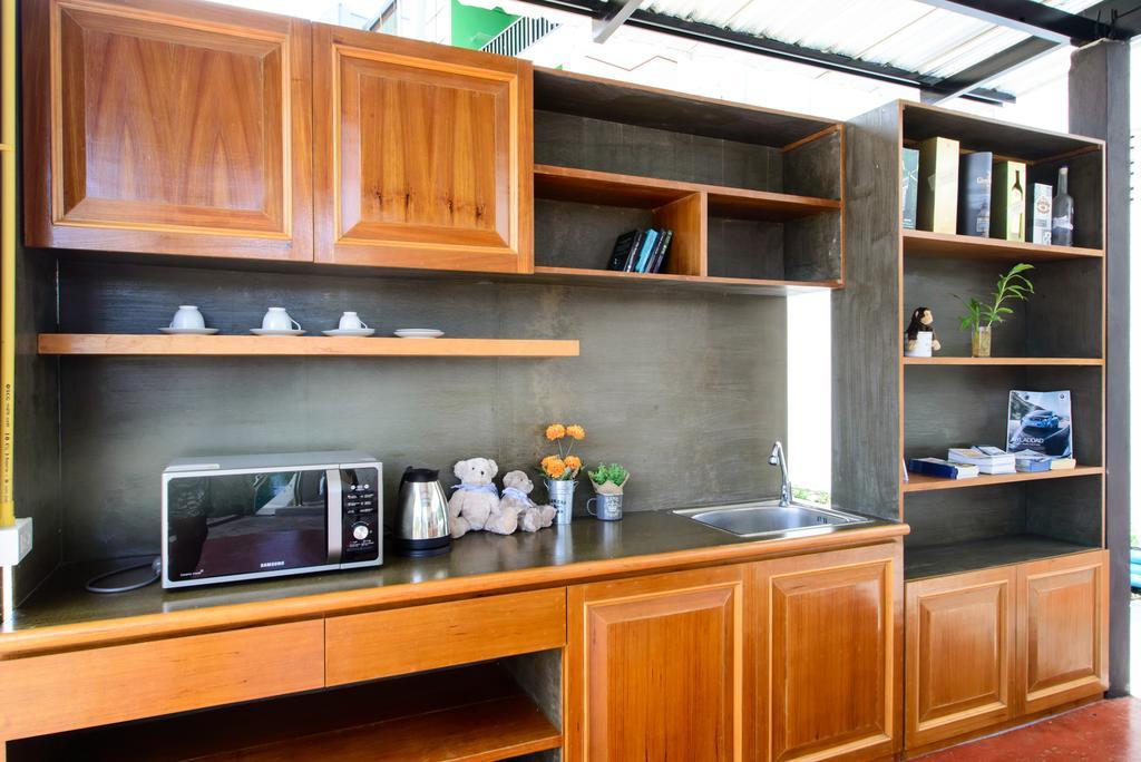 Ocean12 Chic Hotel Phuket Ngoại thất bức ảnh
