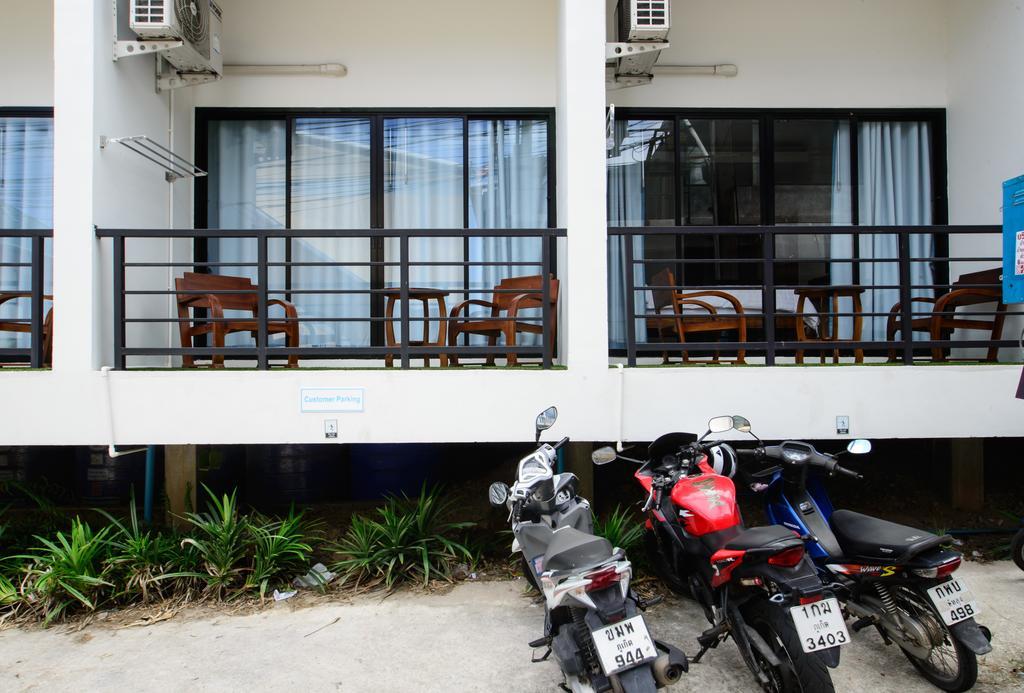 Ocean12 Chic Hotel Phuket Ngoại thất bức ảnh